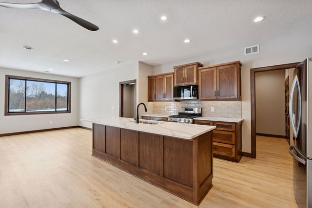 619 7th Avenue NE, Isanti, MN 55040