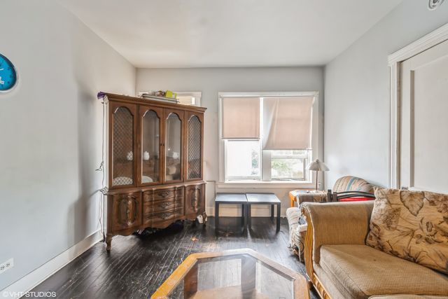 32 E 119th Street, Chicago, IL 60628