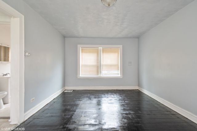 32 E 119th Street, Chicago, IL 60628