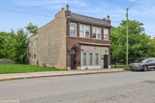 32 E 119th Street, Chicago, IL 60628