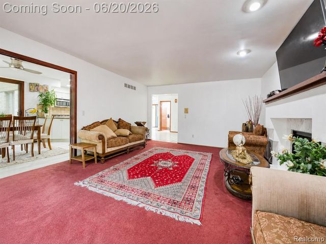 31250 Westwood Road, Farmington Hills, MI 48331