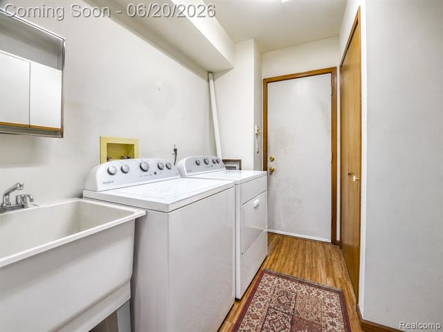 31250 Westwood Road, Farmington Hills, MI 48331