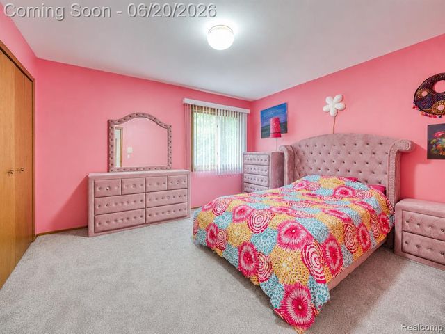 31250 Westwood Road, Farmington Hills, MI 48331