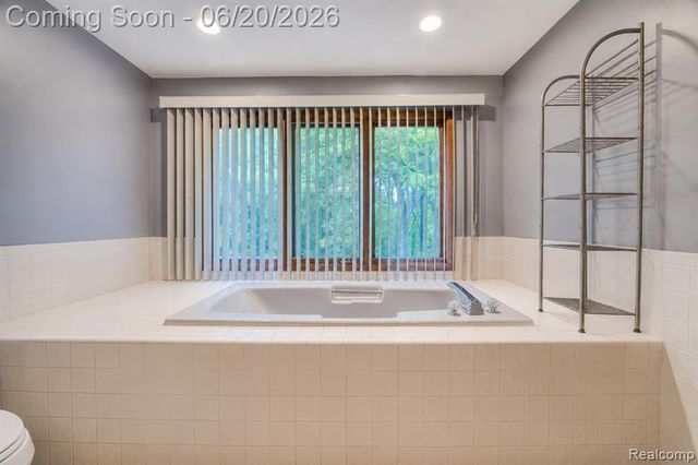 31250 Westwood Road, Farmington Hills, MI 48331
