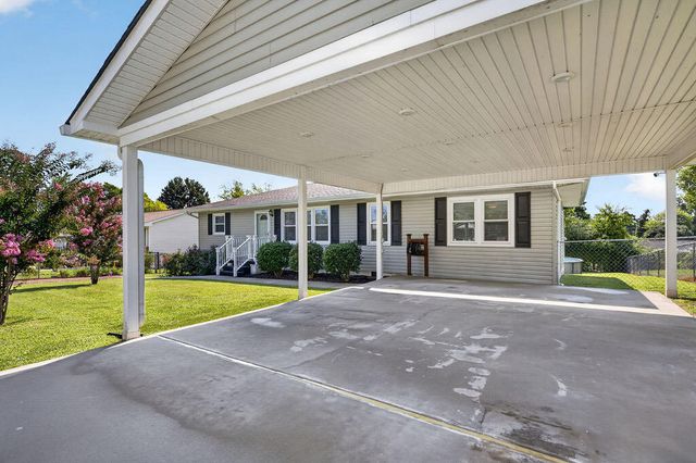 12 Talley Circle, Fort Oglethorpe, GA 30742