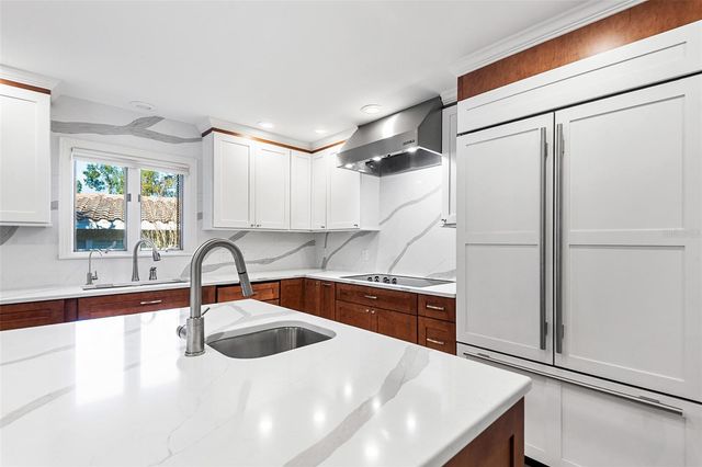 1249 LAKE POINT DRIVE, Lakeland, FL 33813