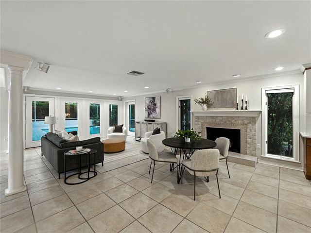 1249 LAKE POINT DRIVE, Lakeland, FL 33813