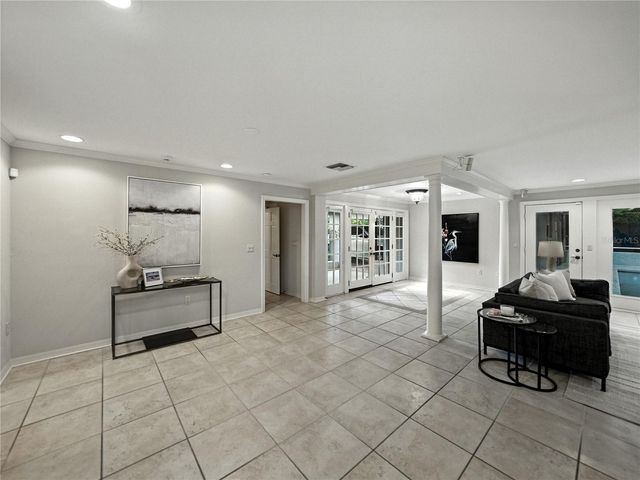 1249 LAKE POINT DRIVE, Lakeland, FL 33813