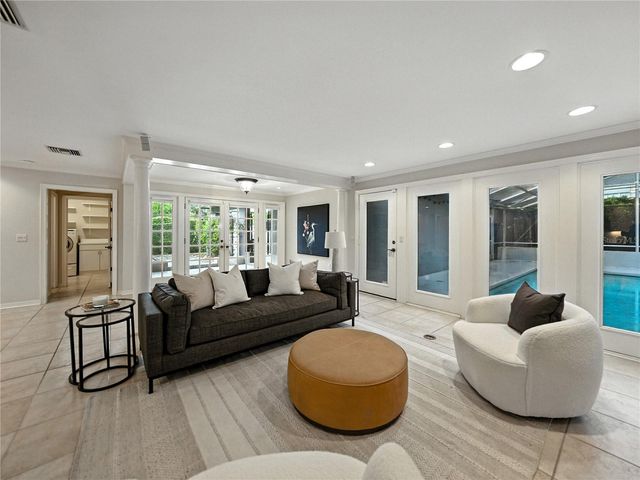 1249 LAKE POINT DRIVE, Lakeland, FL 33813