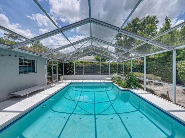 1249 LAKE POINT DRIVE, Lakeland, FL 33813