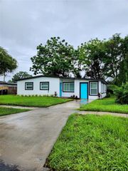 5819 COLCHESTER DRIVE, Orlando, FL 32812