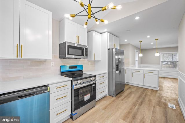 613 HAWKS BRIDGE, Carneys Point, NJ 08069