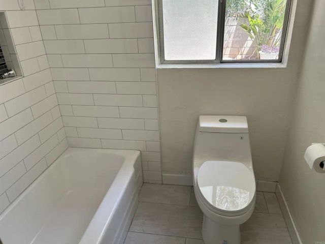 8621 Willow, Santee, CA 92071