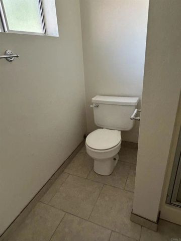8621 Willow, Santee, CA 92071