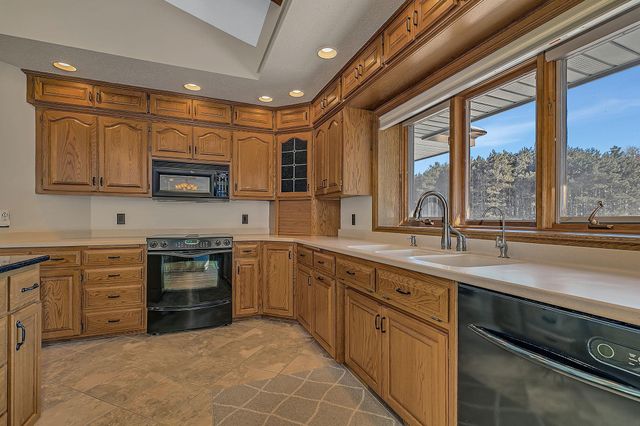 5895 5th Avenue NE, Sauk Rapids, MN 56379