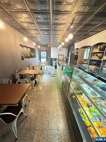 242 Stuyvesant Avenue, Lyndhurst, NJ 07071