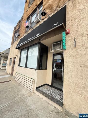 242 Stuyvesant Avenue, Lyndhurst, NJ 07071