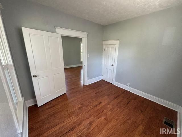924 S 26Th Street, South Bend, IN 46615