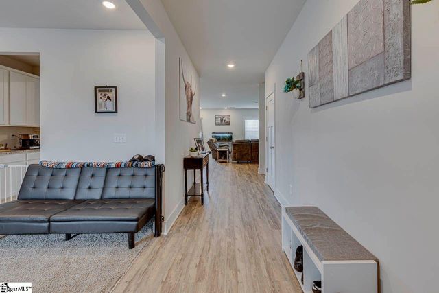 103 Pewter Circle, Simpsonville, SC 29680