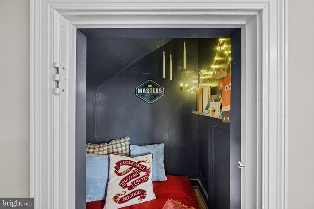 9633 W BEXHILL DR, Kensington, MD 20895