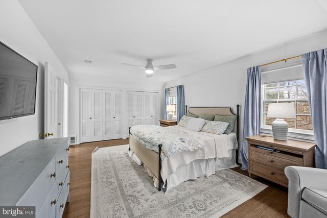 9633 W BEXHILL DR, Kensington, MD 20895