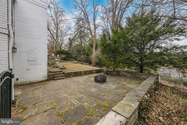 9633 W BEXHILL DR, Kensington, MD 20895