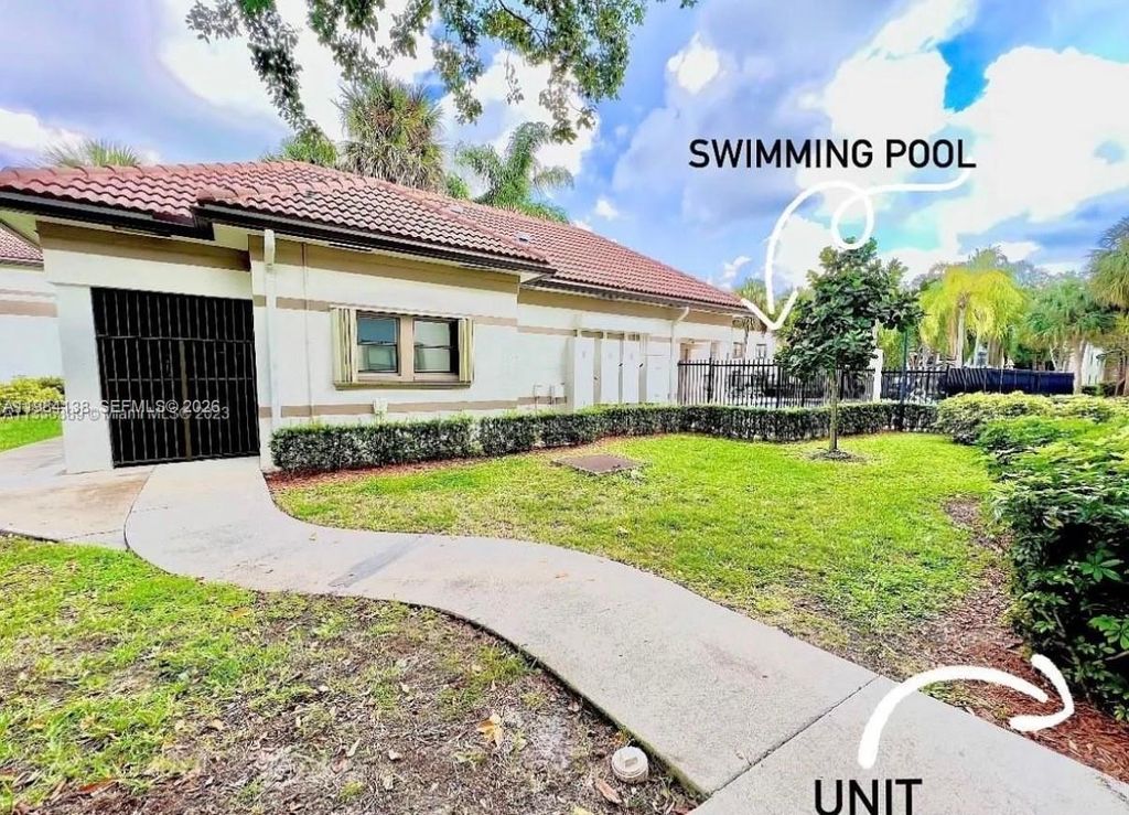 650 S Park Rd 25-5, Hollywood, FL 33021