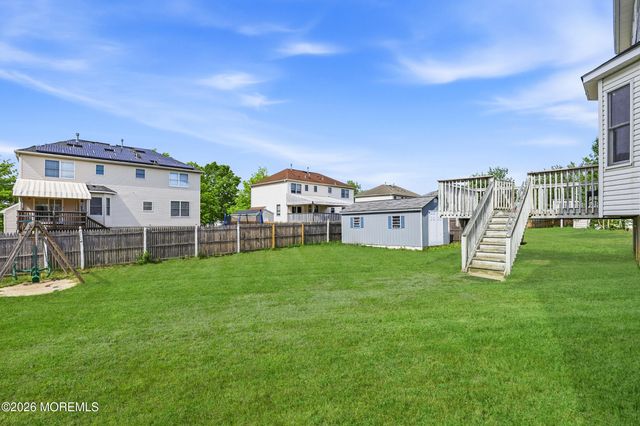 13 Independence Court, Lakewood, NJ 08701