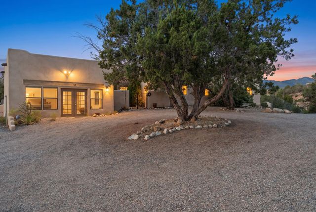 16 Chaparral Road, Placitas, NM 87043