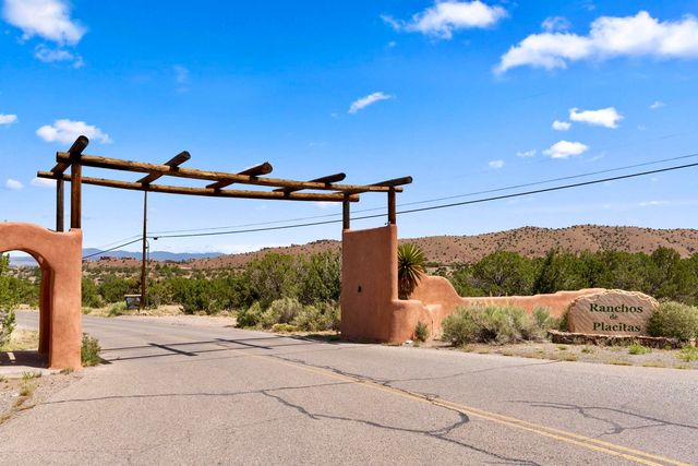 16 Chaparral Road, Placitas, NM 87043