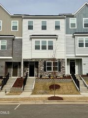 736 Dorset Stream Drive, Fuquay Varina, NC 27526