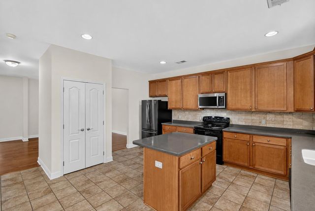 152 Spindle Way, Goose Creek, SC 29445