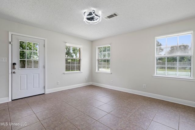 904 Waveland Avenue, Waveland, MS 39576