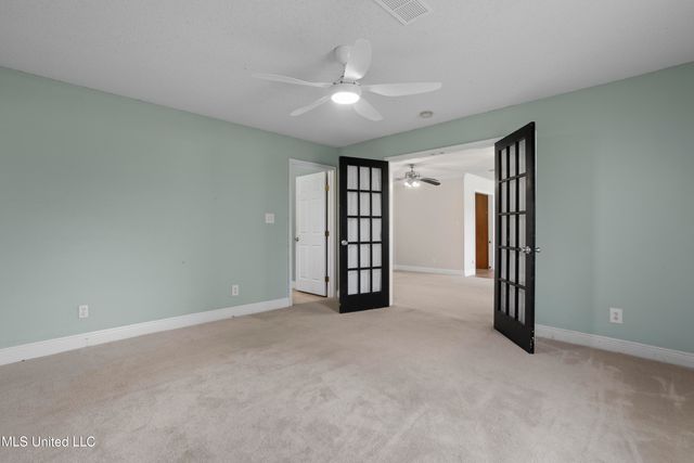 904 Waveland Avenue, Waveland, MS 39576