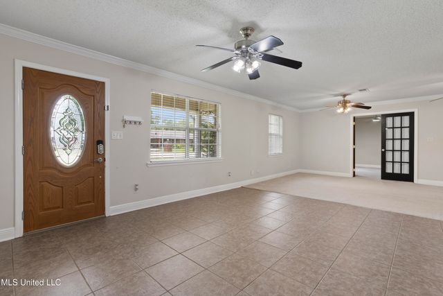 904 Waveland Avenue, Waveland, MS 39576