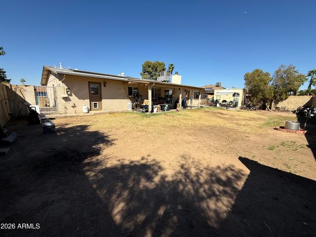 2909 W PALMAIRE Avenue, Phoenix, AZ 85051