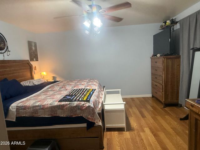 2909 W PALMAIRE Avenue, Phoenix, AZ 85051