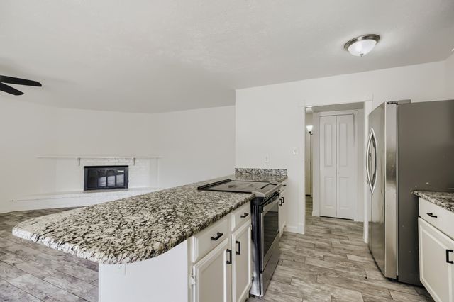 804 Netherland Drive, Arlington, TX 76017