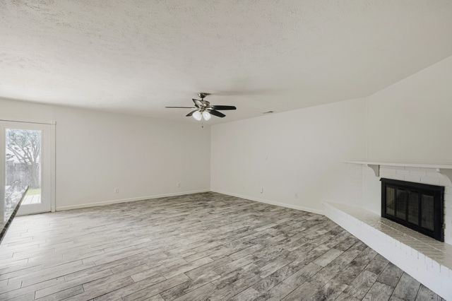 804 Netherland Drive, Arlington, TX 76017