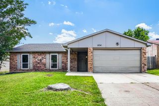 804 Netherland Drive, Arlington, TX 76017
