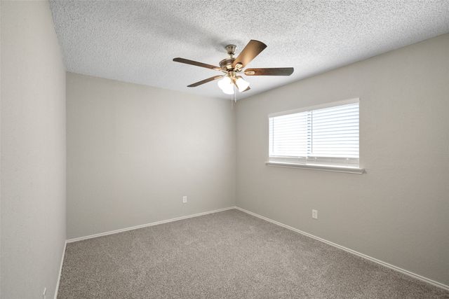 624 Quail Hollow Drive, Mesquite, TX 75150