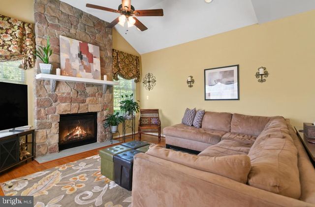 247 DEEPDALE DR, Kennett Square, PA 19348