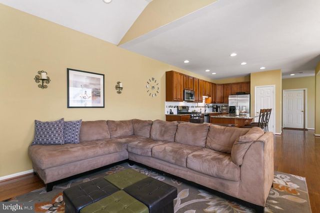 247 DEEPDALE DR, Kennett Square, PA 19348