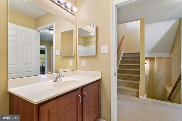 247 DEEPDALE DR, Kennett Square, PA 19348