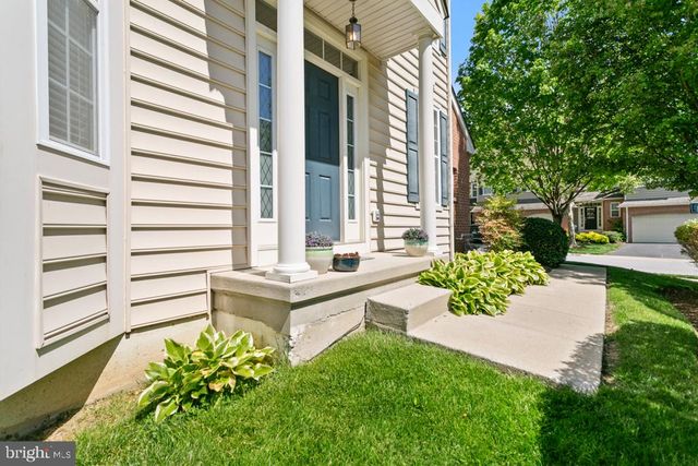 247 DEEPDALE DR, Kennett Square, PA 19348