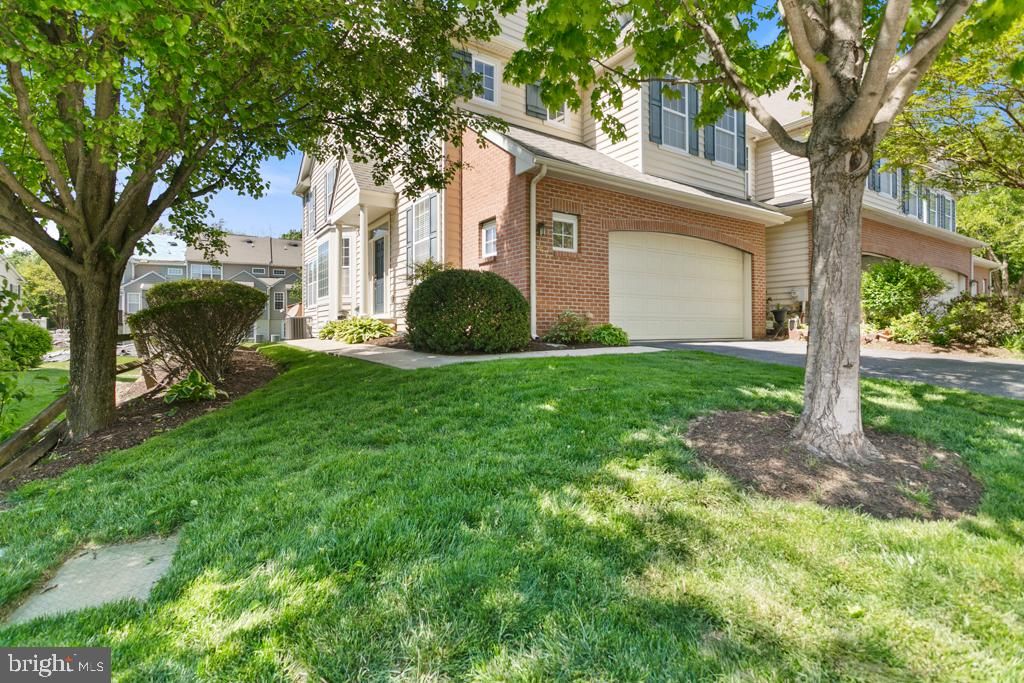 247 DEEPDALE DR, Kennett Square, PA 19348