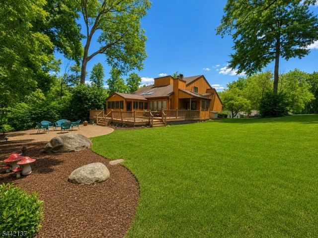 5 Craven Rd, Mountain Lakes Boro, NJ 07046