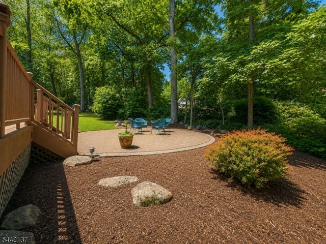 5 Craven Rd, Mountain Lakes Boro, NJ 07046