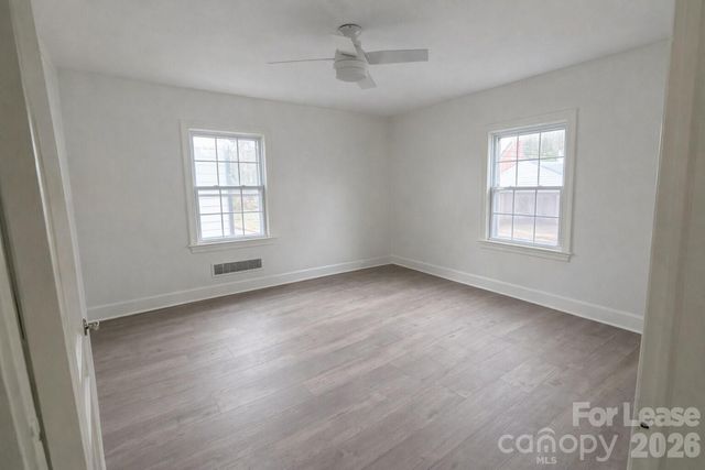 926 S York Street, Gastonia, NC 28052