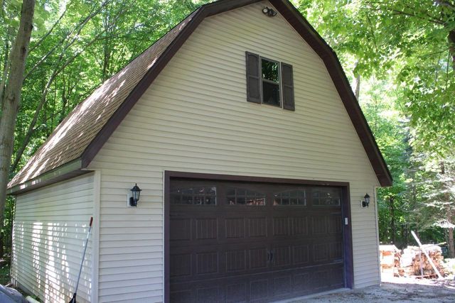 6905 Colt CIRCLE, West Bend, WI 53090